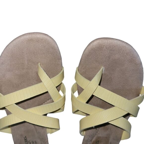 Kim Rogers Calista Ultra Comfort Technology Sandles size 8.5. ^ - Picture 3 of 5